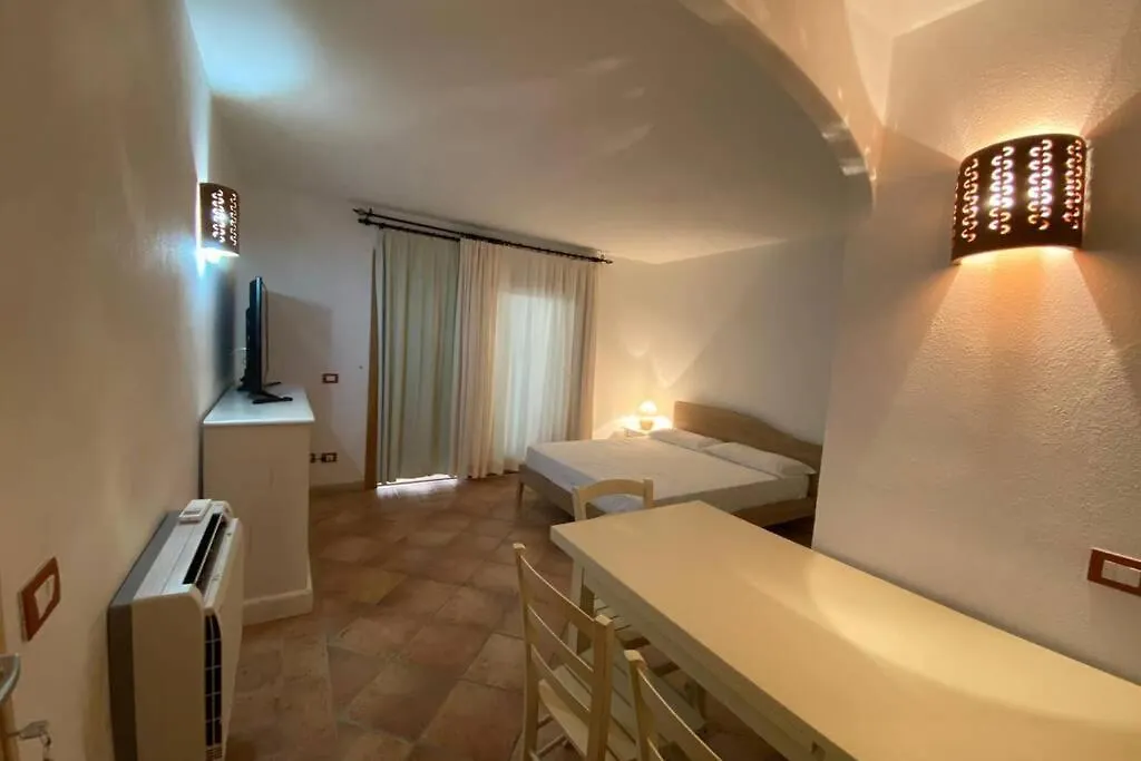 Bilocale Con Piscina Apartment Porto Rotondo