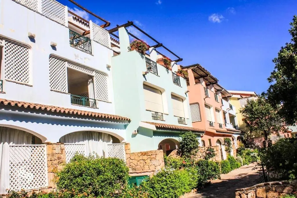 Bilocale Con Piscina Apartment Porto Rotondo Italy